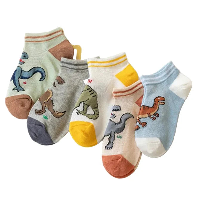 Five pairs of Habicare boys' dinosaur socks, soft and breathable, available in four sizes, featuring colorful dinosaur patterns.