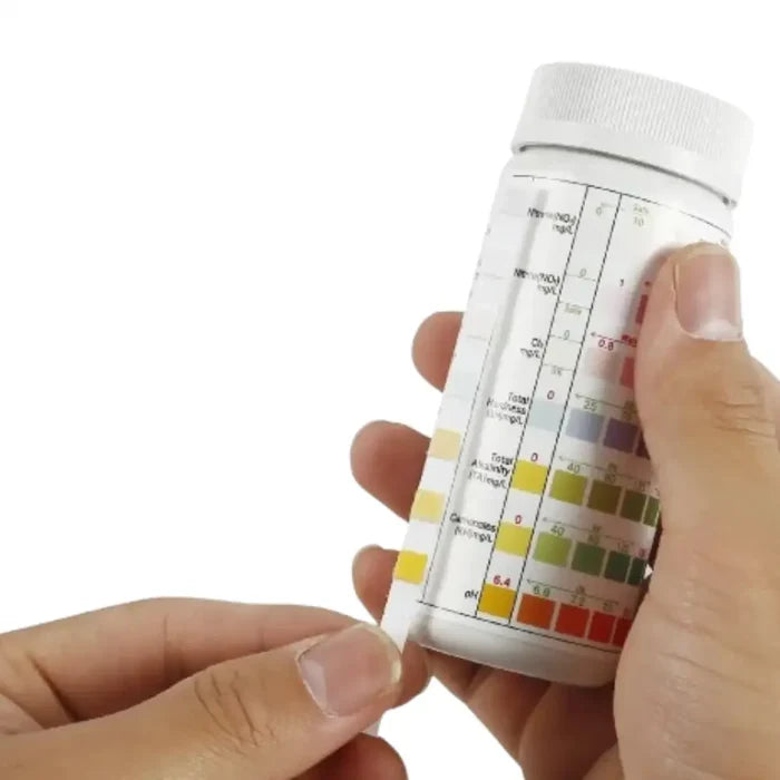 Habicare Aquarium Test Strips for 7 parameters, 100-pack, used to monitor water quality in fish tanks and aquariums.