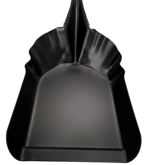 Closeup of the scoop on the ash shovel