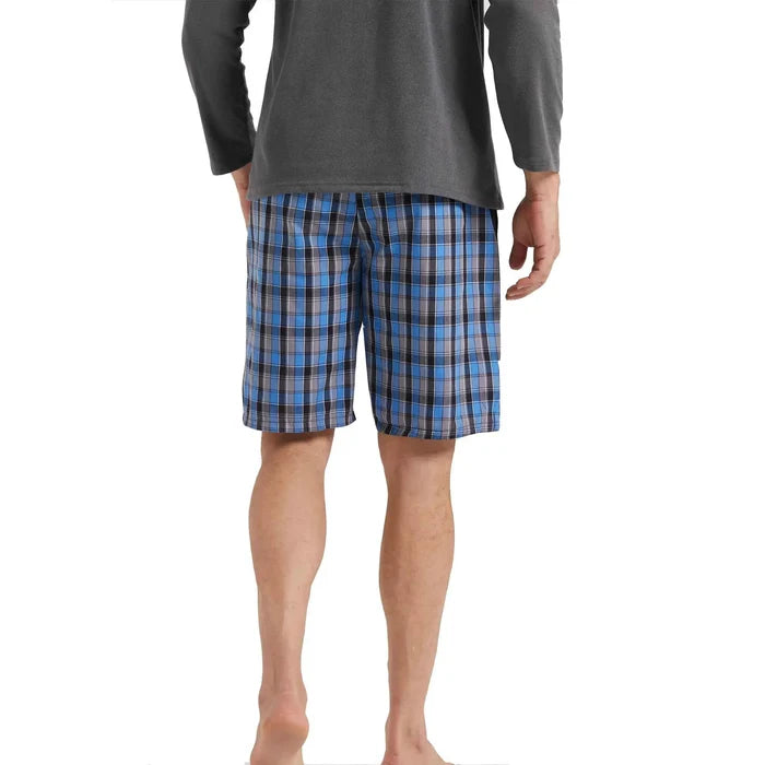 Soft and comfortable men's pajama shorts in lightweight fabric, ideal for summer sleepwear, featuring a relaxed fit and breathable material.