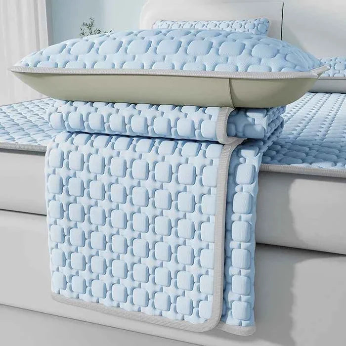 Cooling latex mattress pad from ShopHub NZ with plush, breathable surface for enhanced sleep comfort and temperature regulation.