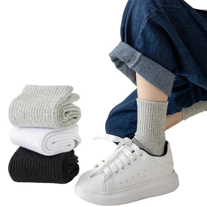 Set of five Habicare cotton sport socks for kids ages 3-13 in various colors, featuring comfortable, breathable design.