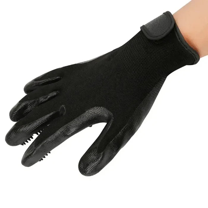 Pair of Habicare pet bath gloves in white, designed for gentle grooming and bathing of cats and dogs.