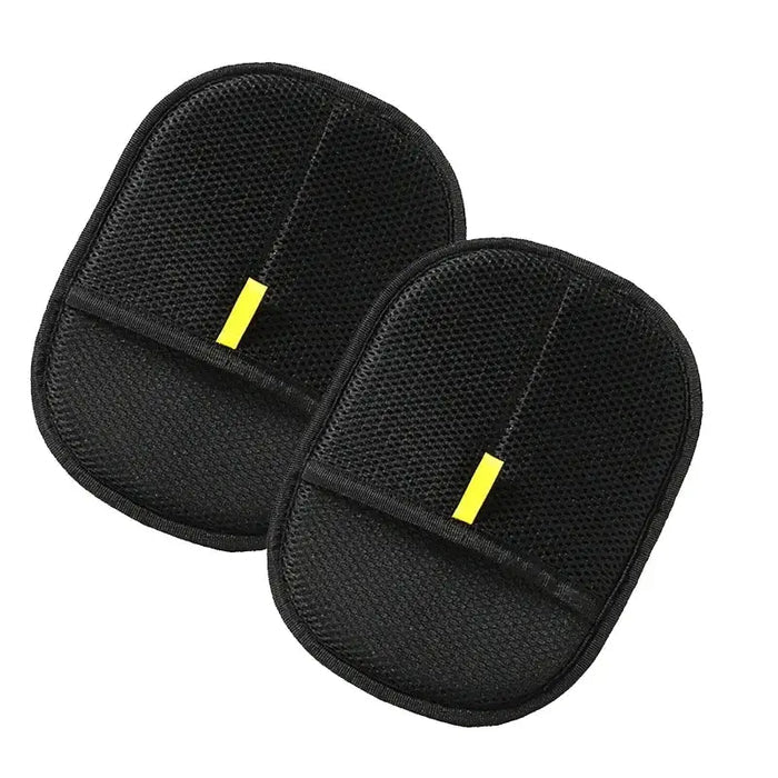 Reusable Habicare pet hair removal gloves, double-sided design, ideal for grooming and removing pet hair from furniture and clothing.