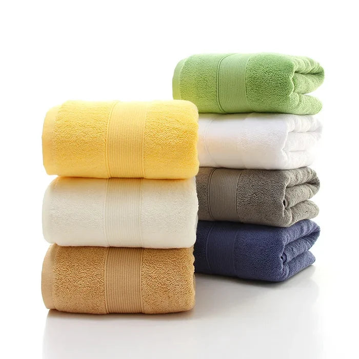 Soft, highly absorbent ShopHub NZ 100% cotton bath towels with quick-dry, 600GSM, showcasing plush texture and luxurious feel.