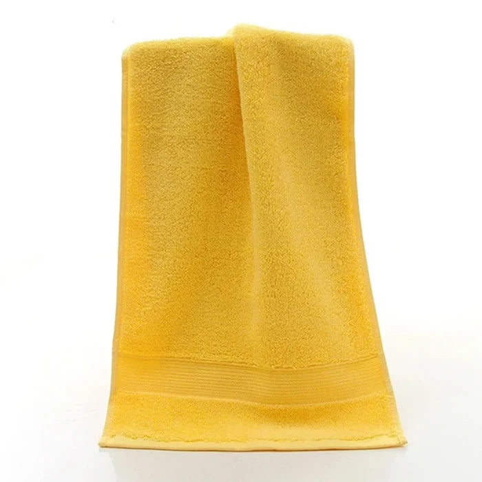 Soft, highly absorbent 100% cotton bath towels from ShopHub NZ with quick-dry, 600GSM, plush feel, and durable design.