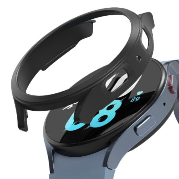Black protective case for Samsung Galaxy Watch 5 (40mm) smartwatch, designed to shield the device from scratches and impacts.