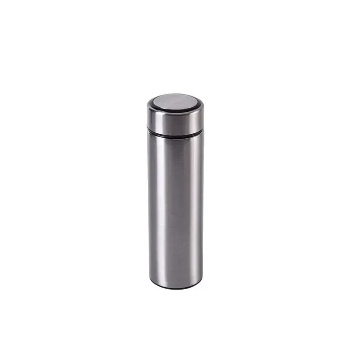 Stainless steel Habicare 500ml thermos bottle with a sleek, true-color finish, designed for hot and cold beverages.