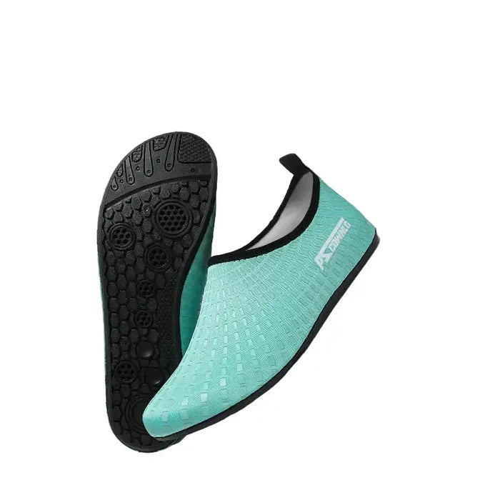 Habicare unisex diving and aqua shoes, water sports sneakers with slip-resistant soles, suitable for swimming and water activities.
