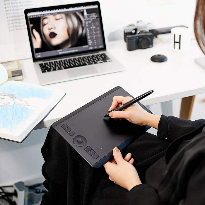 Wacom Intuos Pro Creative Pen Tablet - Small (PTH460K0A)