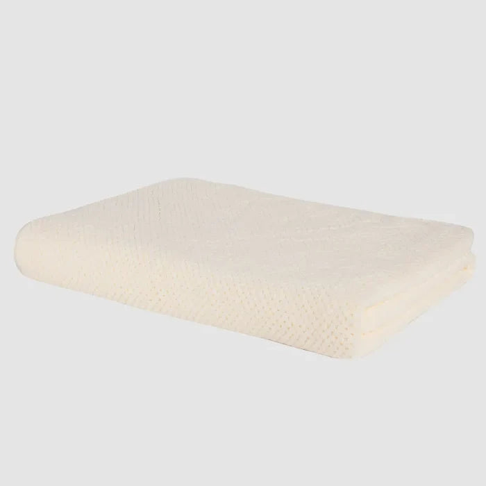 Soft waffle odor-resistant bath towel by ShopHub NZ, showing plush texture and absorbent fabric perfect for daily use.